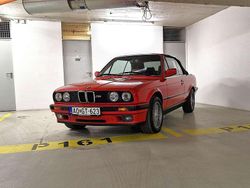 Rot Gebraucht 1991 BMW 325 Cabriolet Cabrio | 27.180 €