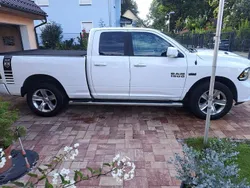 Weiß Gebraucht 2018 Dodge Ram Abholung | 34.500 € (Fairer Preis)