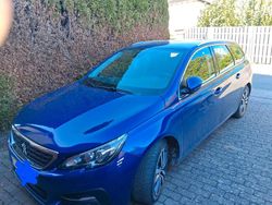 Blau Gebraucht 2019 Peugeot 308 Kombi | 10.500 € (Fairer Preis)