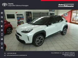 Weiß Neu 2025 Toyota Yaris Cross Plus SUV | 36.290 €