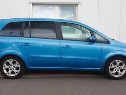 Blau Gebraucht 2005 Opel Zafira Sport Van / Kleinbus | 2.500 € (Guter Preis)