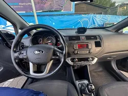 Schwarz Gebraucht 2015 Kia Rio FIFA World Cup Edition Limousine | 4.000 € (Guter Preis)