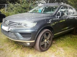Grau Gebraucht 2015 VW Touareg SUV | 17.500 € (Guter Preis)