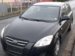 Schwarz Gebraucht 2009 Kia Ceed Basis Kleinwagen | 1.300 € (Guter Preis)