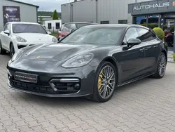 Grau Gebraucht 2021 Porsche Panamera Turbo S Limousine | 104.900 € (Guter Preis)