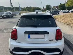 Weiß Gebraucht 2024 Mini Cooper S Resolute Edition Kleinwagen | 32.900 € (Teuer)