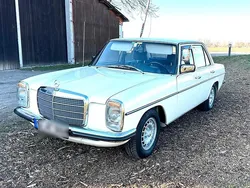 Weiß Gebraucht 1975 Mercedes 200 Limousine | 16.900 €