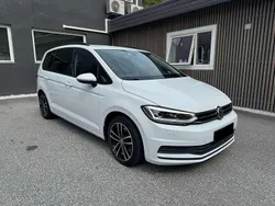 Weiß Gebraucht 2016 VW Touran Highline Van / Kleinbus | 18.250 € (Guter Preis)