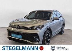 Oyster silver metallic Gebraucht 2025 VW Tiguan R-line SUV | 43.770 € (Fairer Preis)