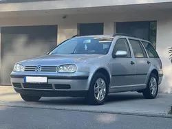 Silber Gebraucht 2001 VW Golf IV Kombi | 4.800 €