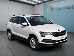 Weiß Gebraucht 2020 Skoda Karoq SUV | 19.149 € (Guter Preis)