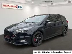 Schwarz Gebraucht 2017 Ford Focus ST Kombi | 9.799 € (Guter Preis)