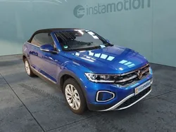 Blau Gebraucht 2024 VW T-Roc Cabriolet Style Cabrio | 28.795 € (Guter Preis)