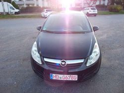 Schwarz Gebraucht 2011 Opel Corsa Edition Limousine | 3.700 € (Fairer Preis)