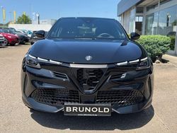 Schwarz Neu 2025 Alfa Romeo GT Junior Edizione Speciale Limousine | 34.900 € (Teuer)