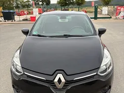 Schwarz Gebraucht 2016 Renault Clio IV LIMITED Kleinwagen | 7.200 € (Fairer Preis)