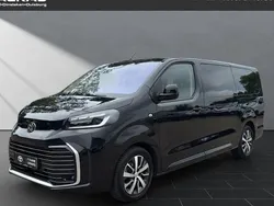 Schwarz Gebraucht 2024 Toyota Proace Verso Team Kombi | 43.900 € (Teuer)