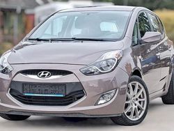 Grau Gebraucht 2015 Hyundai ix20 Kleinwagen | 10.490 € (Guter Preis)