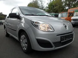 Grau Gebraucht 2010 Renault Twingo Authentique Kleinwagen | 3.200 € (Fairer Preis)