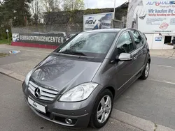 Grau Gebraucht 2010 Mercedes A180 Avantgarde Limousine | 4.990 € (Fairer Preis)