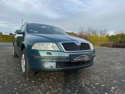 Grün Gebraucht 2005 Skoda Octavia Kombi | 1.999 € (Superpreis)
