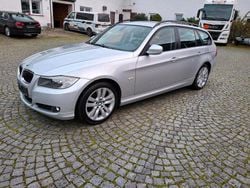 Silber Gebraucht 2010 BMW 318 Kombi | 3.900 € (Guter Preis)