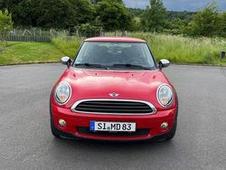 Rot Gebraucht 2011 Mini ONE Kleinwagen | 3.639 € (Fairer Preis)