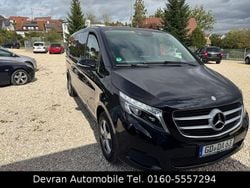 Schwarz Gebraucht 2015 Mercedes V200 Van / Kleinbus | 15.999 € (Superpreis)