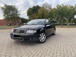Schwarz Gebraucht 2002 Audi A4 Limousine | 1.499 € (Superpreis)