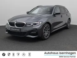Mineralgraub39schwarz Gebraucht 2021 BMW 330e M Sport Limousine | 27.499 € (Guter Preis)