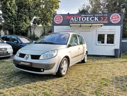 Grau Gebraucht 2003 Renault Scénic II Privilege Van / Kleinbus | 1.850 € (Teuer)