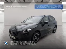 Grün Gebraucht 2024 BMW 220 Active Tourer M Sport Van / Kleinbus | 37.907 € (Teuer)