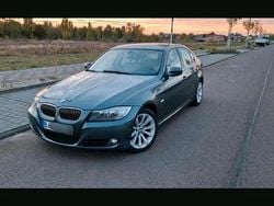 Grau Gebraucht 2025 BMW 325 Limousine | 6.200 €