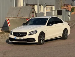 Weiß Gebraucht 2018 Mercedes C63 AMG AMG Limousine | 35.000 € (Guter Preis)