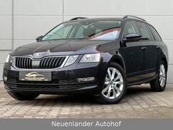 Schwarz Gebraucht 2018 Skoda Octavia Kombi | 13.790 € (Fairer Preis)
