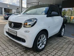 Schwarz Gebraucht 2019 Smart ForTwo Electric Drive Passion Coupé | 9.750 € (Etwas zu teuer)