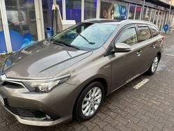 Grau Gebraucht 2018 Toyota Auris Touring Sports Kombi | 11.799 € (Fairer Preis)