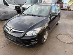 Phantom black Gebraucht 2012 Hyundai i30 Edition Kombi | 1.999 €