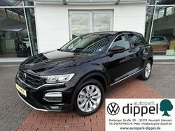 Deep black perleffekt (metallic) Gebraucht 2021 VW T-Roc Sport SUV | 20.990 € (Fairer Preis)