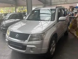 Silber Gebraucht 2011 Suzuki Grand Vitara SUV | 6.550 € (Fairer Preis)