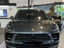 Grau Gebraucht 2020 Porsche Macan SUV | 63.100 € (Guter Preis)