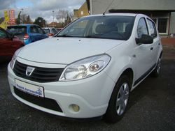 Weiß Gebraucht 2009 Dacia Sandero Kleinwagen | 2.470 € (Fairer Preis)