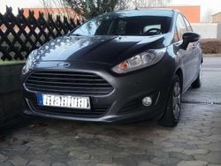 Grau Gebraucht 2017 Ford Fiesta Titanium Limousine | 5.500 € (Guter Preis)