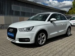 Weiß Gebraucht 2015 Audi A1 Design Kleinwagen | 9.790 € (Guter Preis)