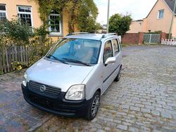 Silber Gebraucht 2007 Opel Agila Kleinwagen | 1.500 €