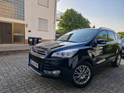 Schwarz Gebraucht 2014 Ford Kuga SYNC Edition SUV | 12.700 € (Etwas zu teuer)