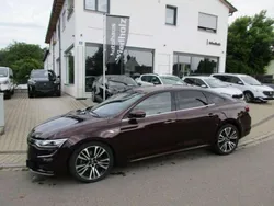Vintage red Gebraucht 2021 Renault Talisman Initiale Paris Limousine | 20.900 € (Guter Preis)