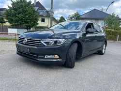 Grau Gebraucht 2019 VW Passat Business Kombi | 8.999 € (Superpreis)