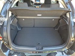 Mysticschwarz metallic Neu 2025 Toyota Yaris | 23.775 € (Fairer Preis)