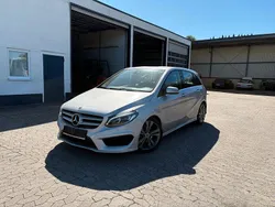 Silber Gebraucht 2018 Mercedes B180 AMG Van / Kleinbus | 16.490 € (Superpreis)